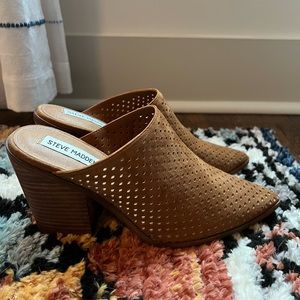 WORN ONCE! Sully Perforated Block Heel Mule cognac